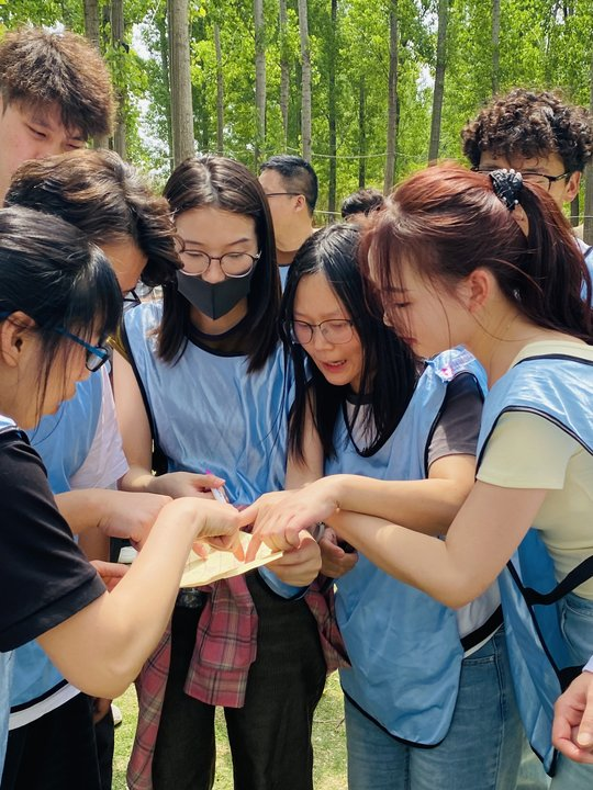 1745829209508568.png 32d00dabe6cb45cd894c67b577221b81.png